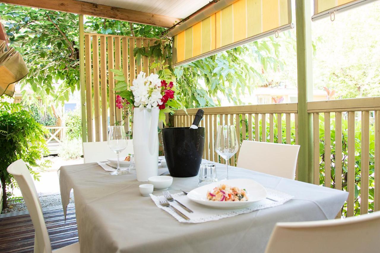 Camping Versilia Mare Hotel ลิโด ดิ กามาโยเร ภายนอก รูปภาพ