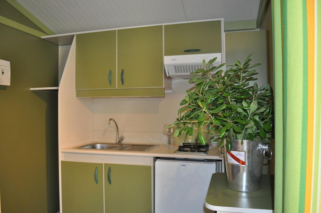 Camping Versilia Mare Hotel ลิโด ดิ กามาโยเร ภายนอก รูปภาพ