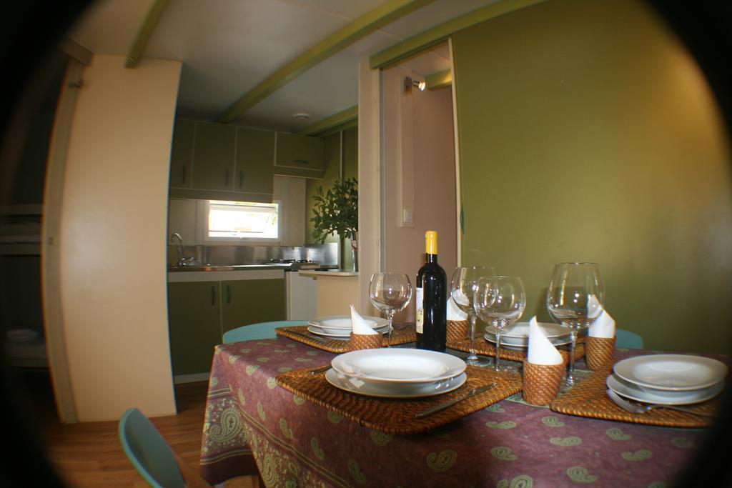 Camping Versilia Mare Hotel ลิโด ดิ กามาโยเร ภายนอก รูปภาพ